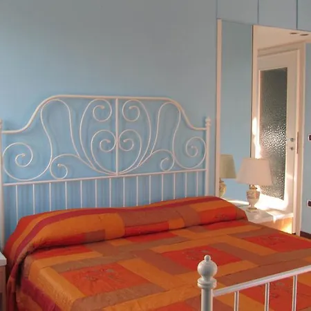 Al Tiglio Bed & Breakfast